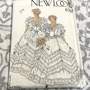 New Look 1989 wedding dress pattern. Sizes 8-18. Uncut